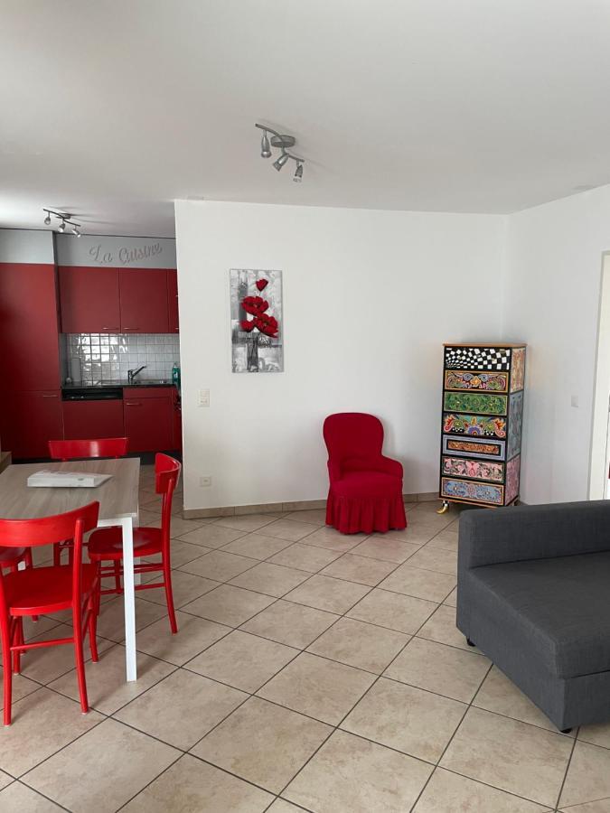 2,5 Con Piscina Nel Cuore Di 463 Apartamento Locarno