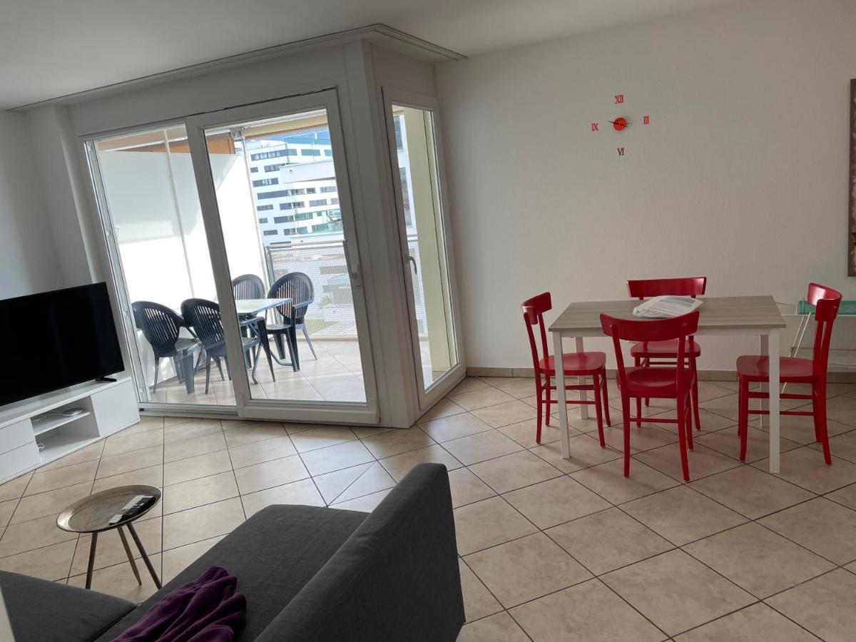 2,5 Con Piscina Nel Cuore Di 463 Apartamento
